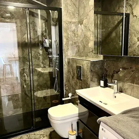 Apartment Luxury Cesarica